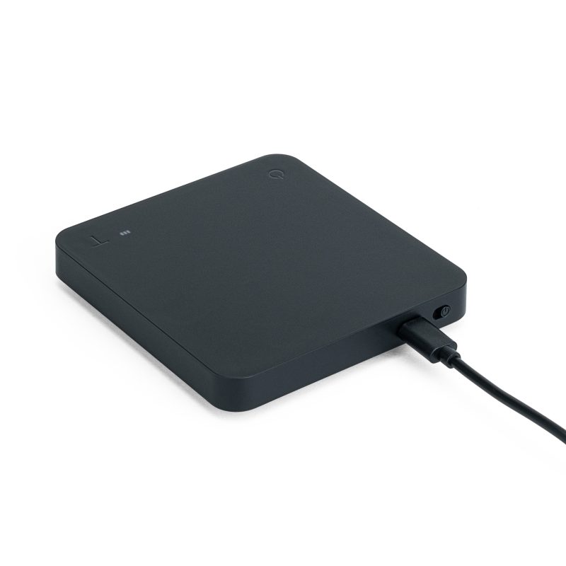 Mini-Kinchine-Scale_KS3B-1100_Angled_Charger-connected
